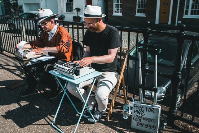 deux hommes musique